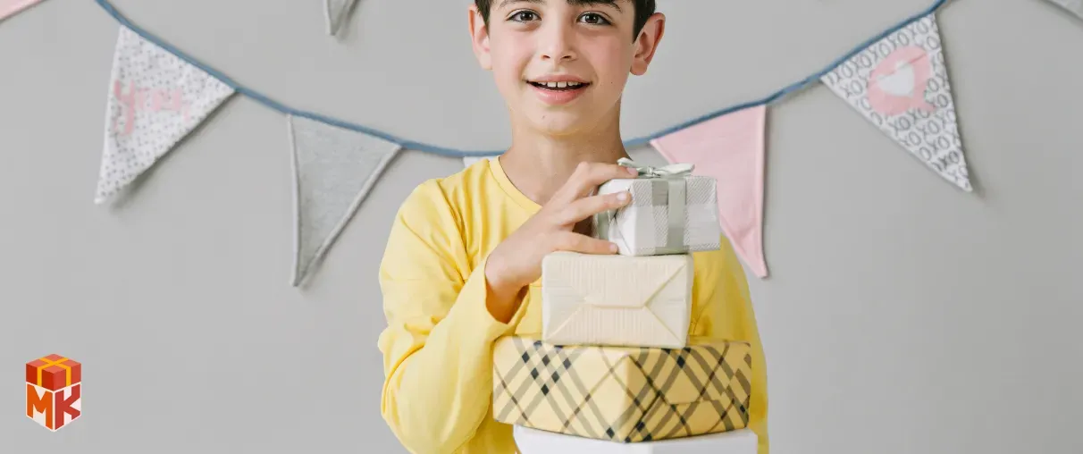 انتخاب هوشمندانه کادو تا ۳۰۰ هزار تومان برای پسر