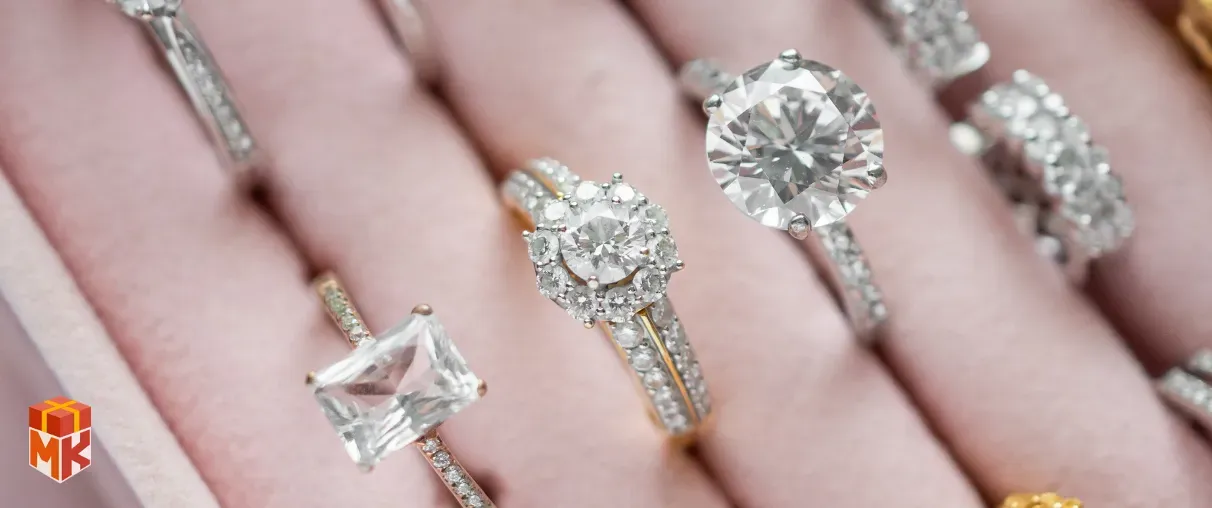 جواهرات ظریف نقره یا طلا