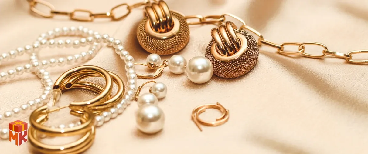 جواهرات ساده و مینیمال