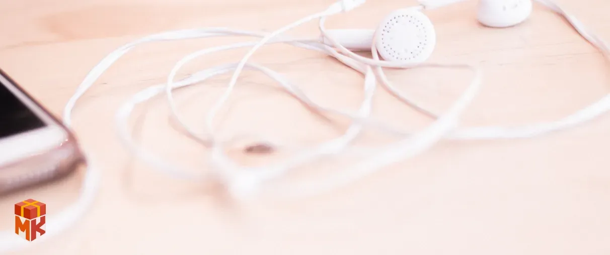 هدفون سیمی یا کوچک