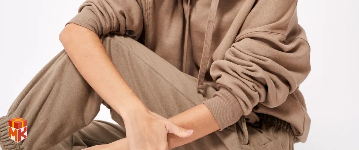 لباس راحتی یا هودی فانتزی