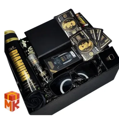 پک هدیه مردانه مدل black & gold 6