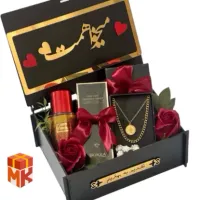 پک هدیه زنانه مدل black & gold 7 محصول مرتبط