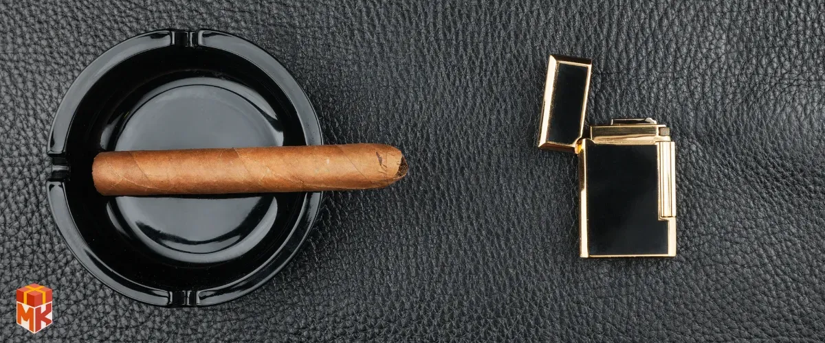 ست زیرسیگاری و فندک