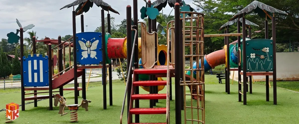 وسایل بازی در فضای باز