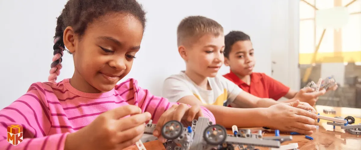 کیت&zwnj;های ساخت ربات برای دختر 7 و 8 ساله