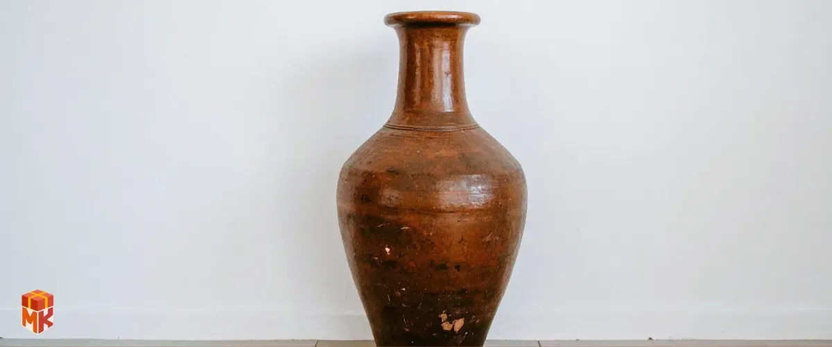 گلدان سفالی یا دکوراتیو