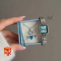 ست ساعت و نیم‌ست زنانه مدل Heart blue محصول مرتبط