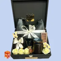 پک هدیه دخترانه مدل black white 2