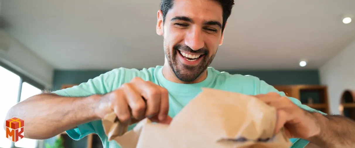 نکات مهم هنگام خرید هدیه برای پسر تا 10 میلیون تومان